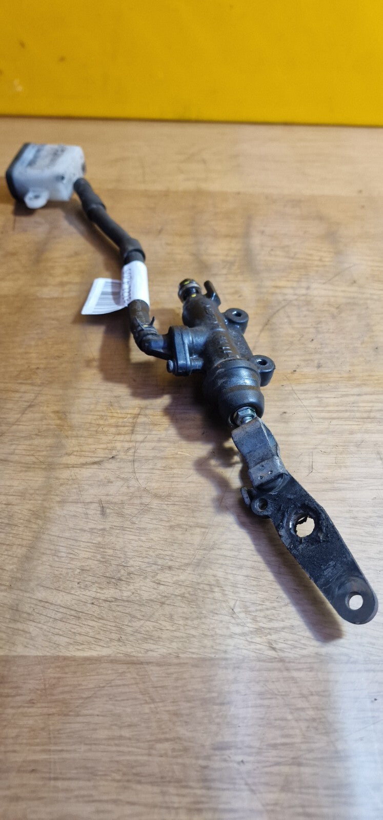 ✅2021 Honda CBF 125 M Petrol Rear Brake Master Cylinder & Reservoir A121 - Image 2