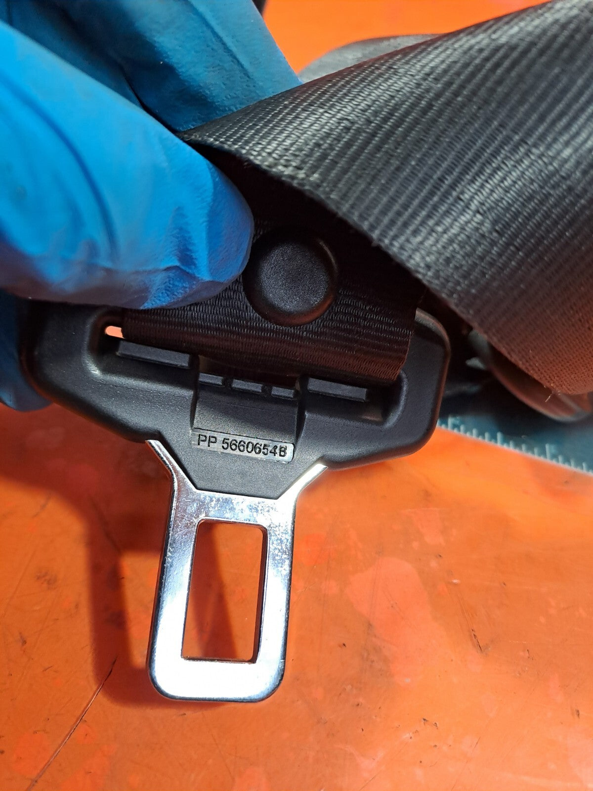 ✅2011 LAND ROVER DISCOVERY 4 L319 3.0D FRONT LEFT SEAT BELT EVB500970 - Image 11