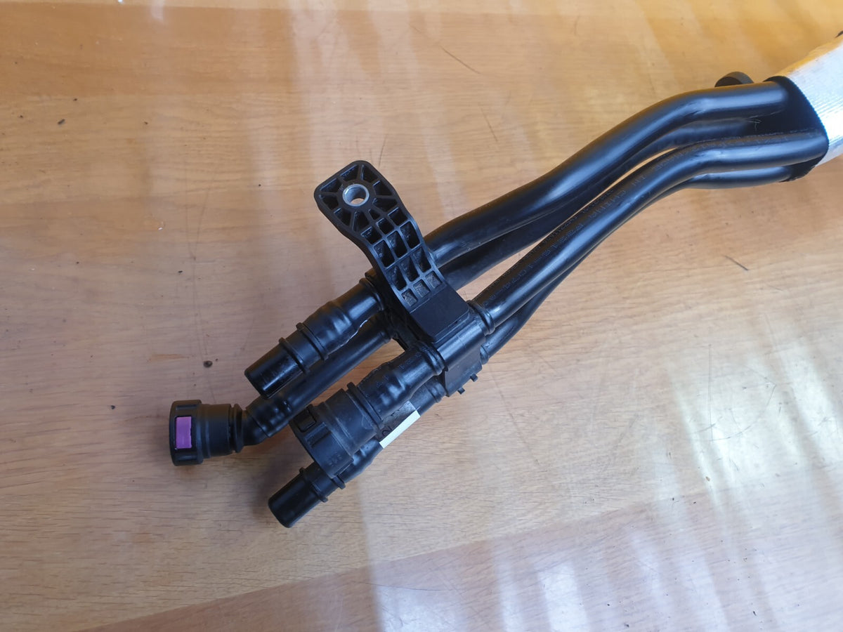 2022 Range Rover Evoque L551 Coolant Pipe Hose M8D2-8D274-AB Warranty A169 - Image 2