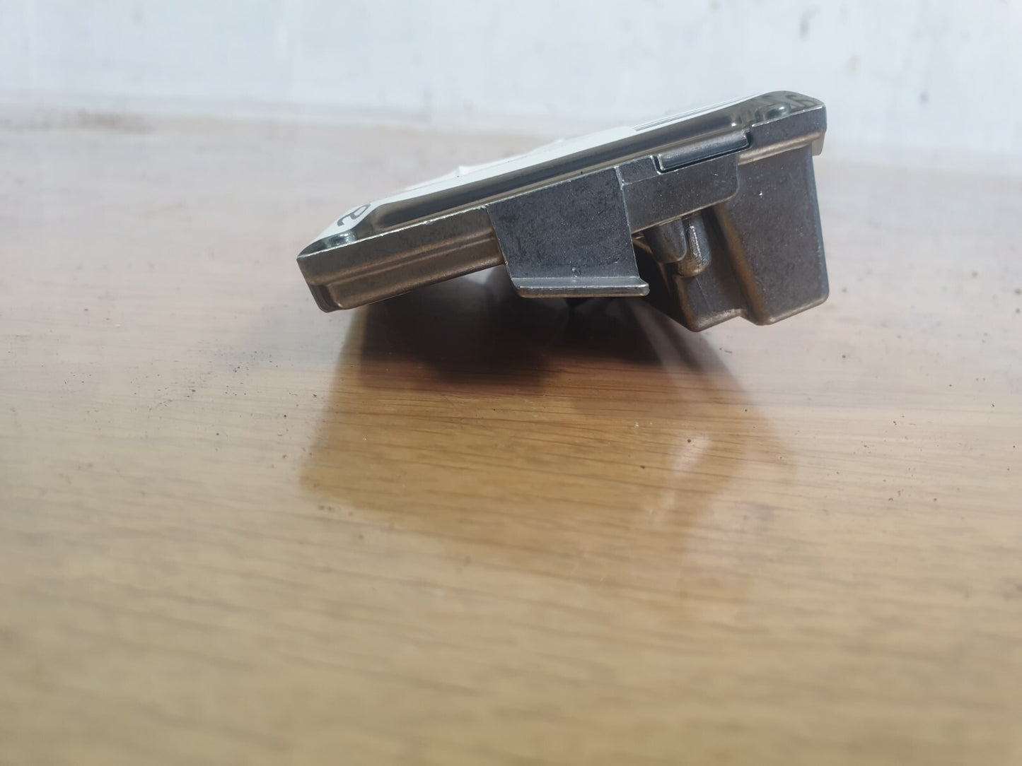ebay-src:https://i.ebayimg.com/00/s/mtiwmfgxnjaw/z/6taaaoswonvmumop/$_57.jpg