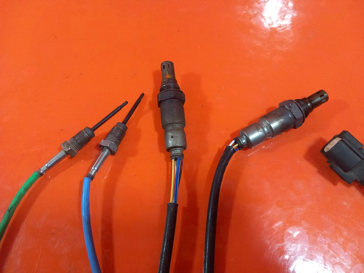 2017 Ford Transit Connect Exhaust Temperature Oxygen Sensor Set 6M51-12B591 A369 - Image 2