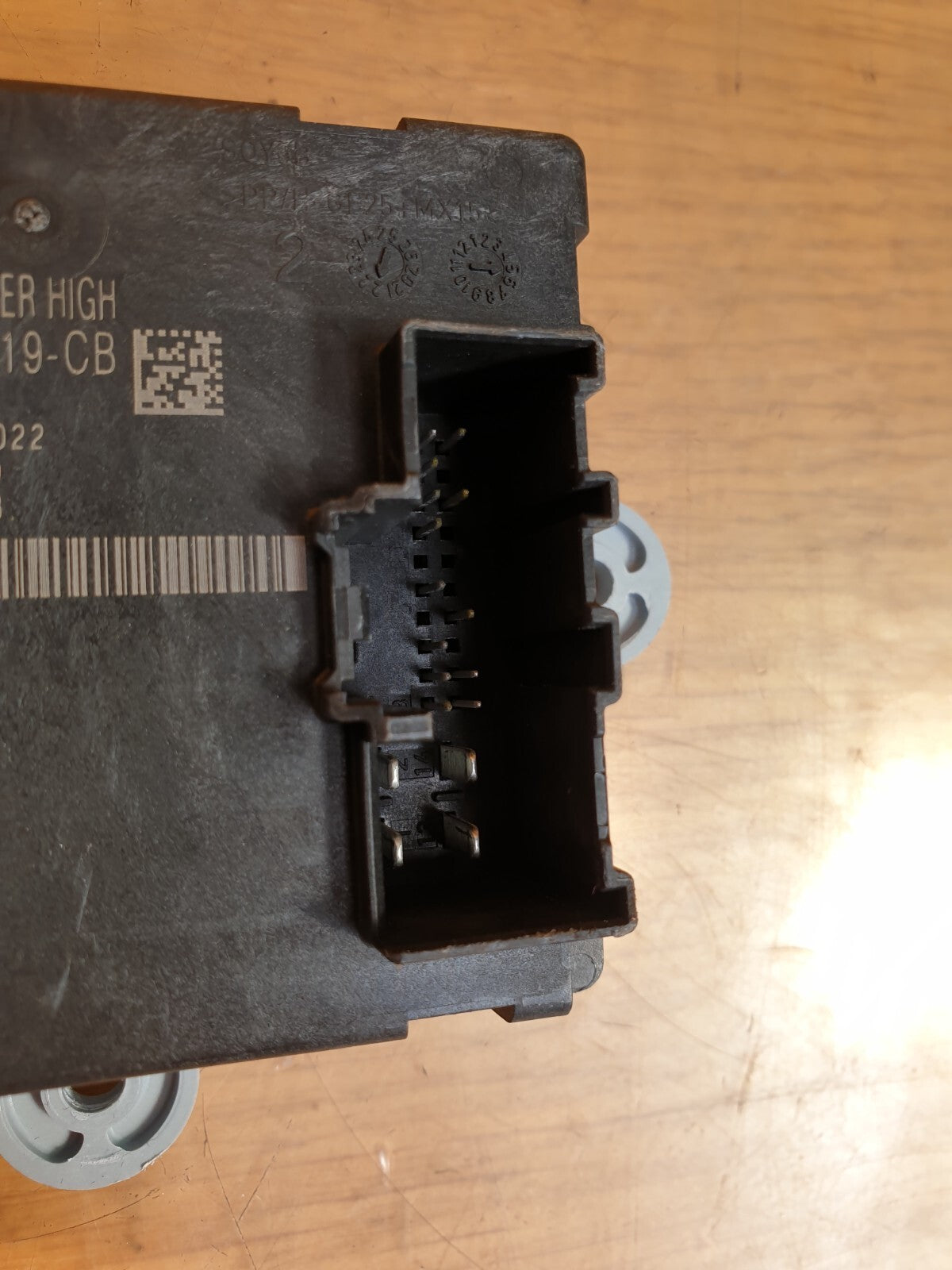 ✅2022 RANGE ROVER EVOQUE L551 REAR DOOR CONTROL MODULE ECU JPLA14D619CB A169 - Image 3