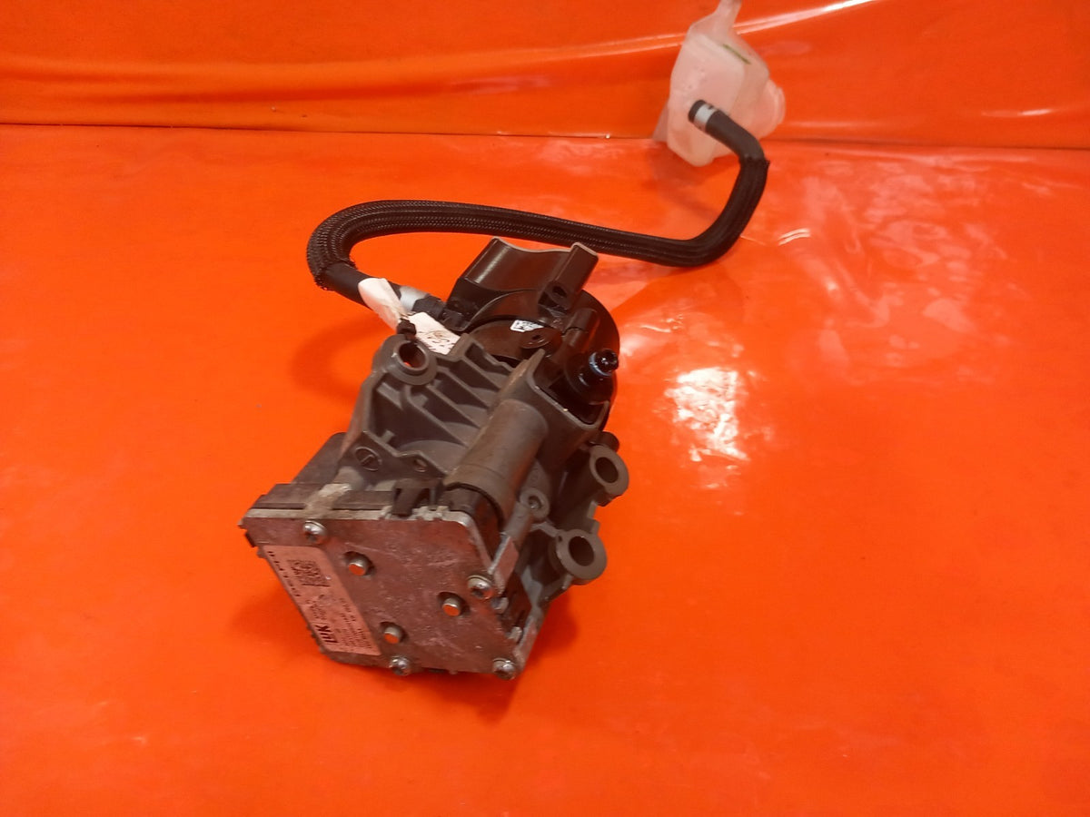 ebay-src:https://i.ebayimg.com/00/s/mtiwmfgxnjaw/z/olcaaeswfuzqp80i/$_57.jpg
