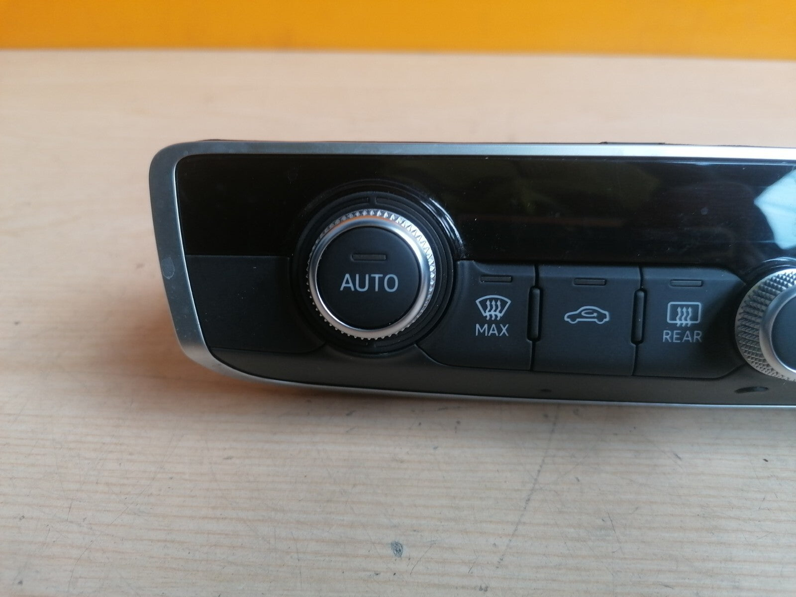 ✅2021 AUDI Q3 F3 1.5TFSI HEATER CLIMATE CONTROL PANEL SWITCH 83A820043R WARRANTY - Image 2