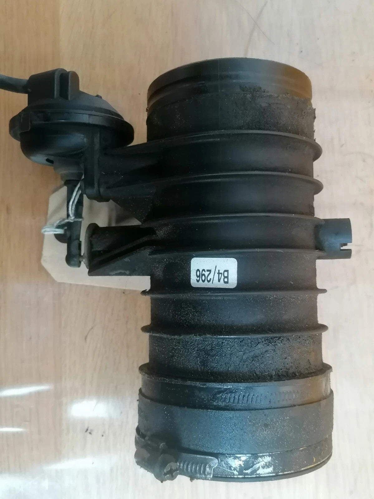 ebay-src:https://i.ebayimg.com/00/s/mtywmfgxmjaw/z/l3kaaeswwilqfs20/$_57.jpg