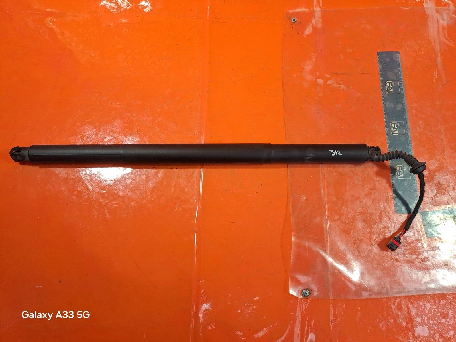 ✅2023 POLESTAR 2 LONG RANGE BOOT TAILGATE GAS STRUT RIGHT 31689670 + WARRANTY - Image 2