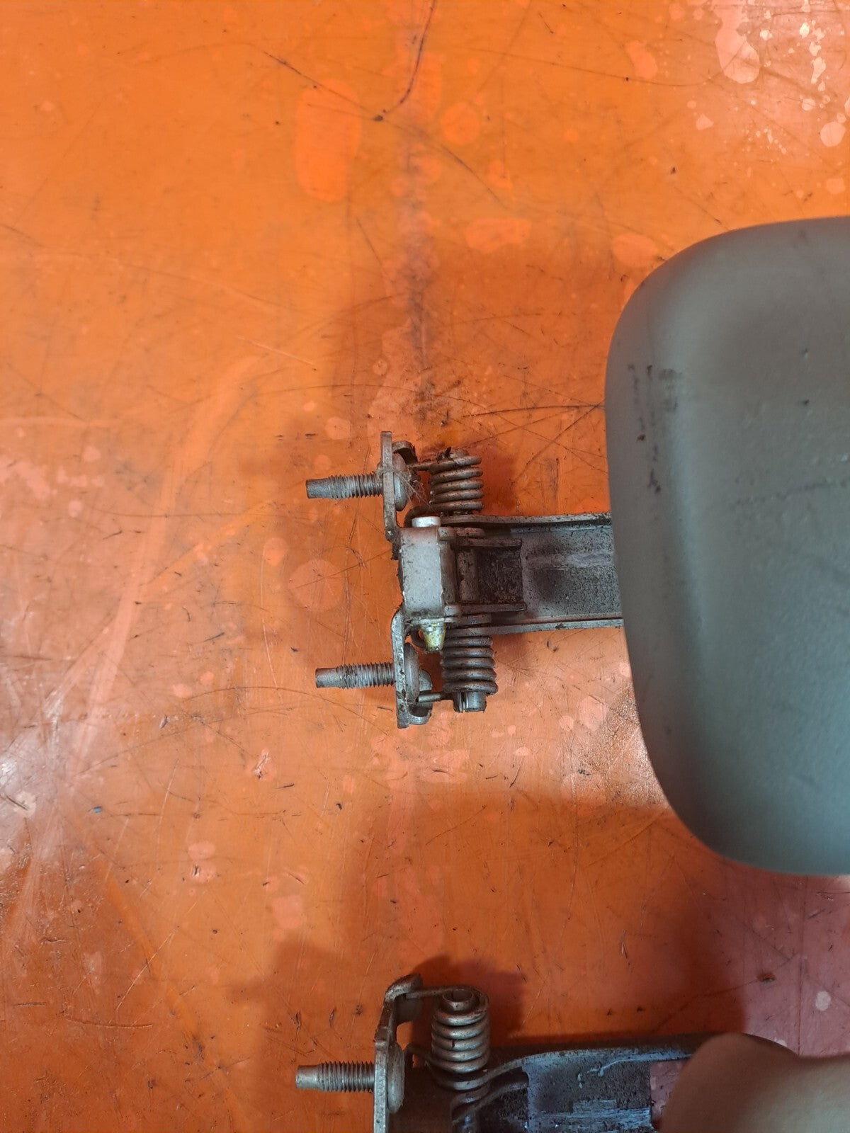 ✅RENAULT TRAFIC MK3 Sl27 1.6 DIESEL 2015 REAR DOOR CHECK STRAP PULL HANDLES PAIR - Image 12
