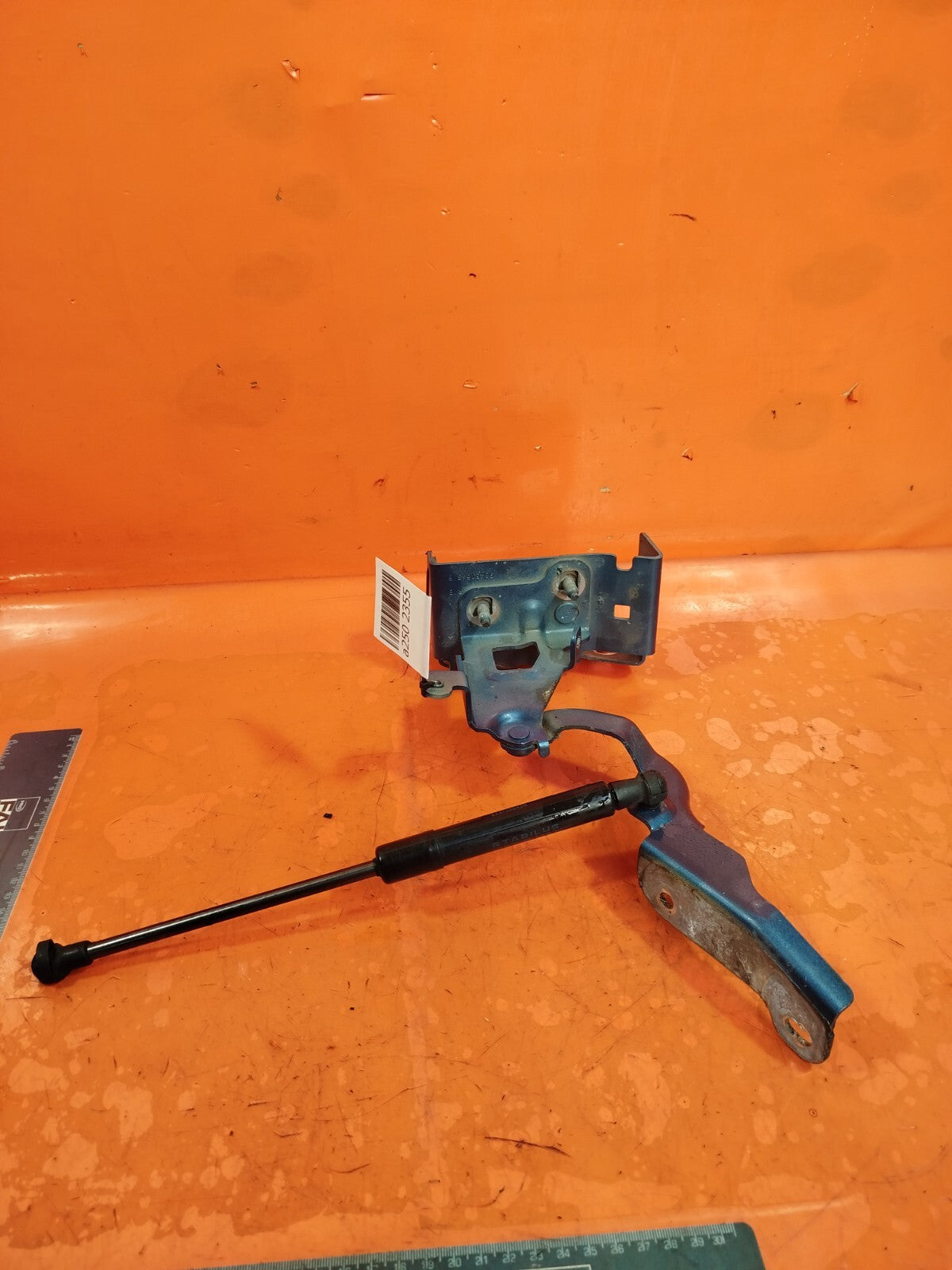 ✅2015 RENAULT TRAFIC MK3 SL27 FRONT LEFT BONNET HINGE & STRUT 654706643R A250 - Image 8
