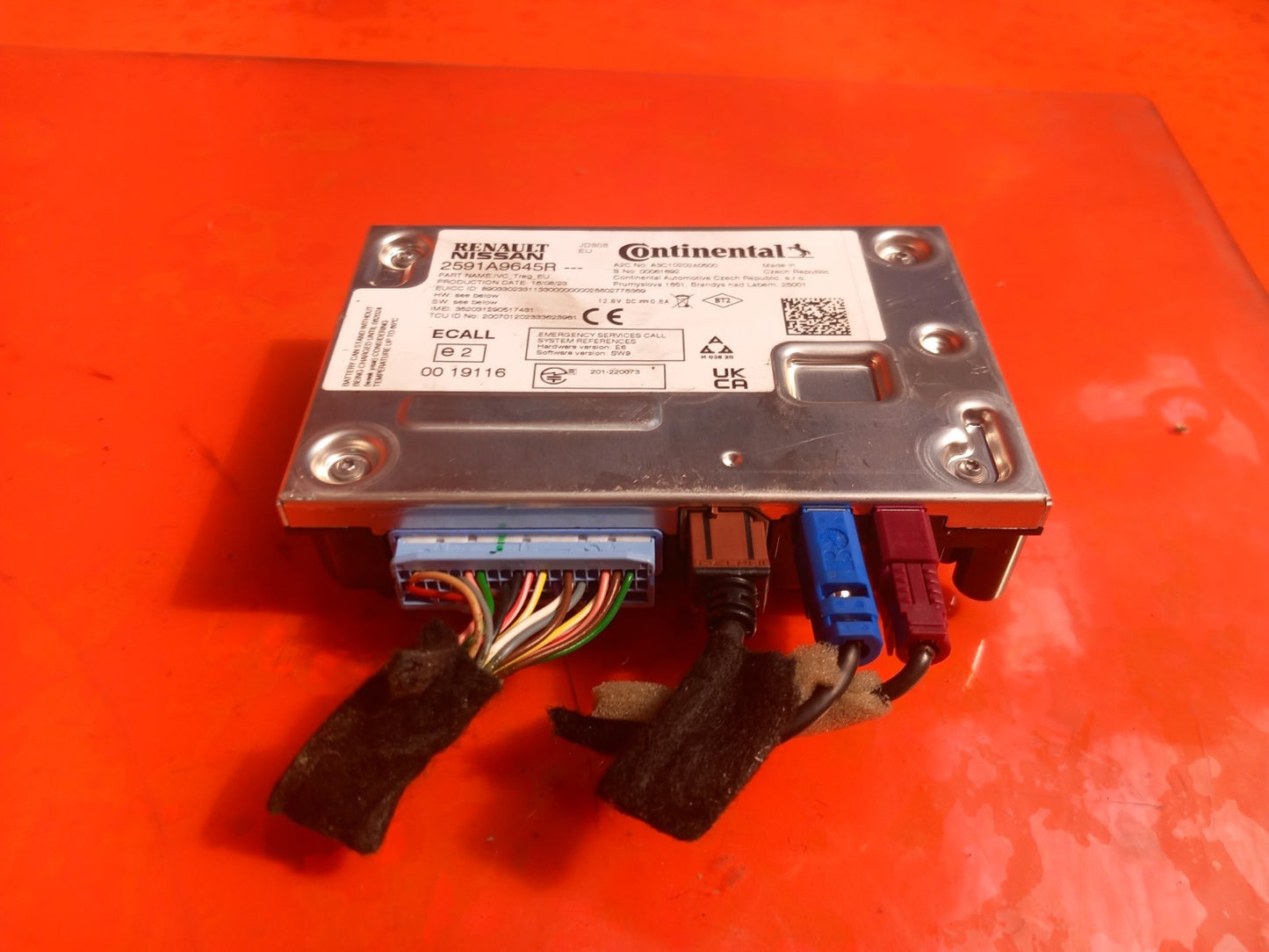 Renault Captur 1.6 Petrol 2023 Telematic Control Module ECU 2591A9645R Warranty  - Image 4
