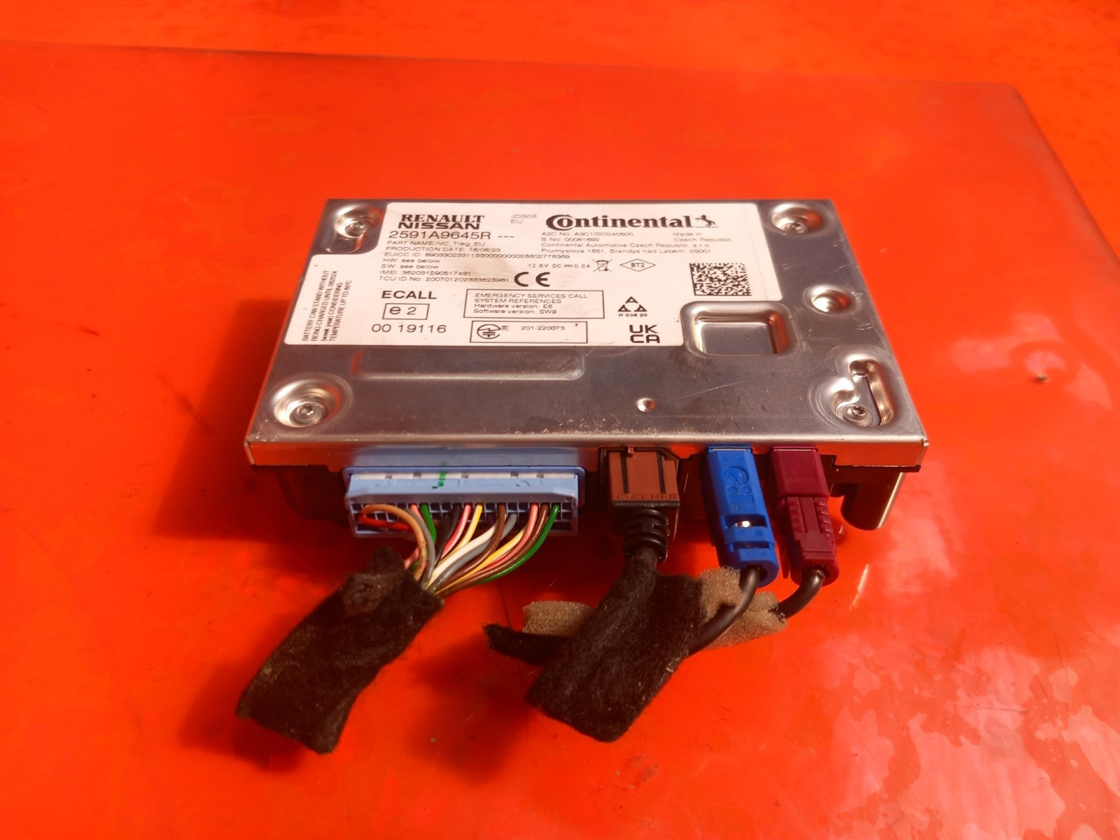 Renault Captur 1.6 Petrol 2023 Telematic Control Module ECU 2591A9645R Warranty  - Image 4