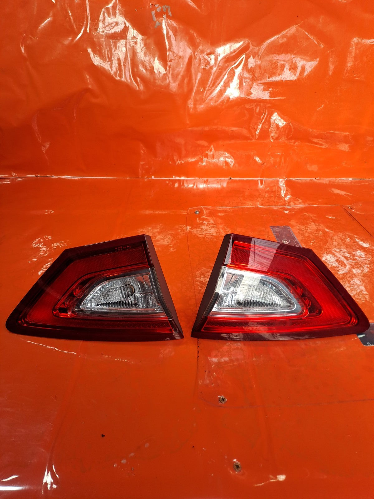 ✅FORD MONDEO MK5 2016 REAR INNER TAIL LIGHT PAIR DS73-13A603-KD Warranty A292 - Image 1
