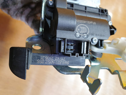 ✅AUDI A3 S LINE 1.4 PETROL 2021 TAILGATE BOOT LOCK MECHANISM 8W9827505C Warranty - Image 12