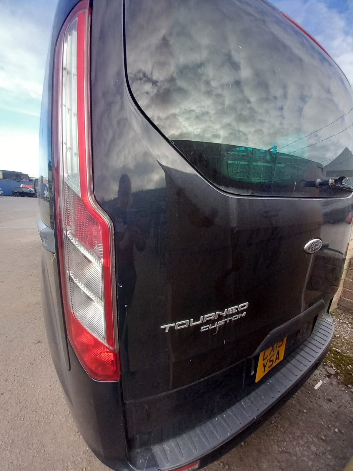 ✅2015 Ford Tourneo Custom Tailgate Boot Lid Bare Black + Warranty A371 - Image 3