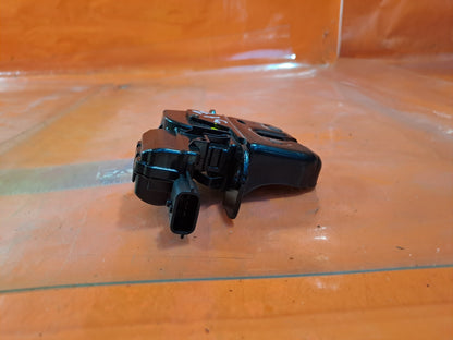 ebay-src:https://i.ebayimg.com/00/s/mtiwmfgxnjaw/z/gj0aaesw5-zpm105/$_57.jpg
