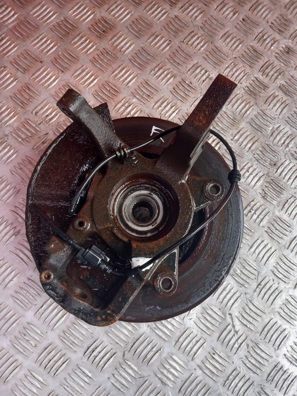 Ssangyong Korando Elx 4X4 Diesel 2018 Front Left Wheel Hub Warranty A329 - Image 3