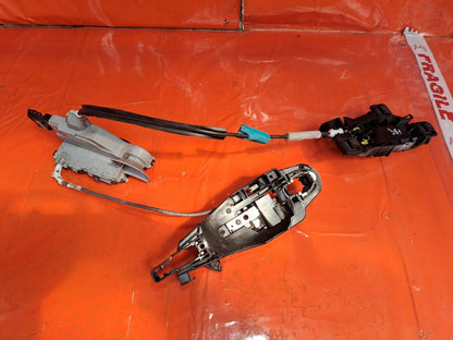 ✅Citroen Berlingo 650 1.5 Diesel 2020 Front Left Door Lock 16943582 Warranty - Image 3