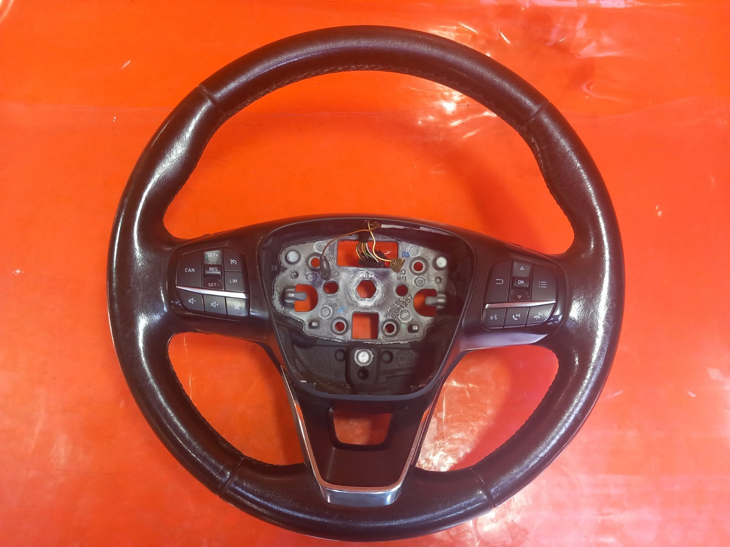 Ford Transit Custom 2.0 Diesel 2019 Multifunction Steering Wheel JK213600GA A376 - Image 2