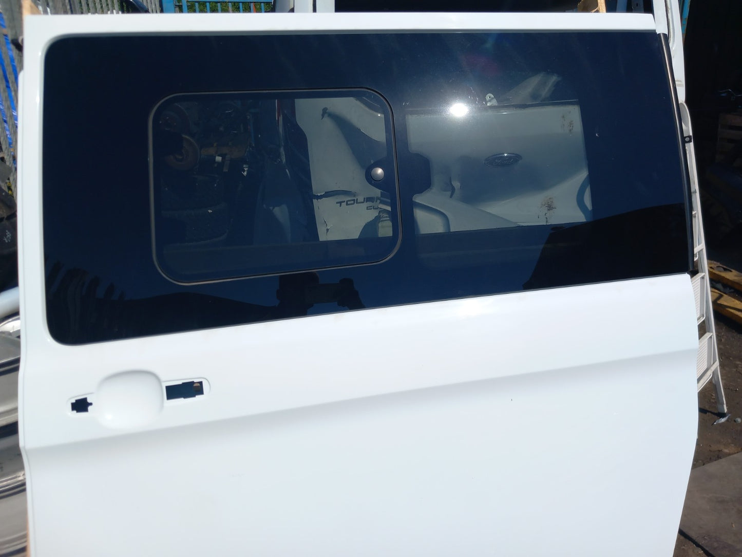 Ford Tourneo Custom 2.0 Diesel 2017 Left Sliding Door Bare White Warranty A359 - Image 2