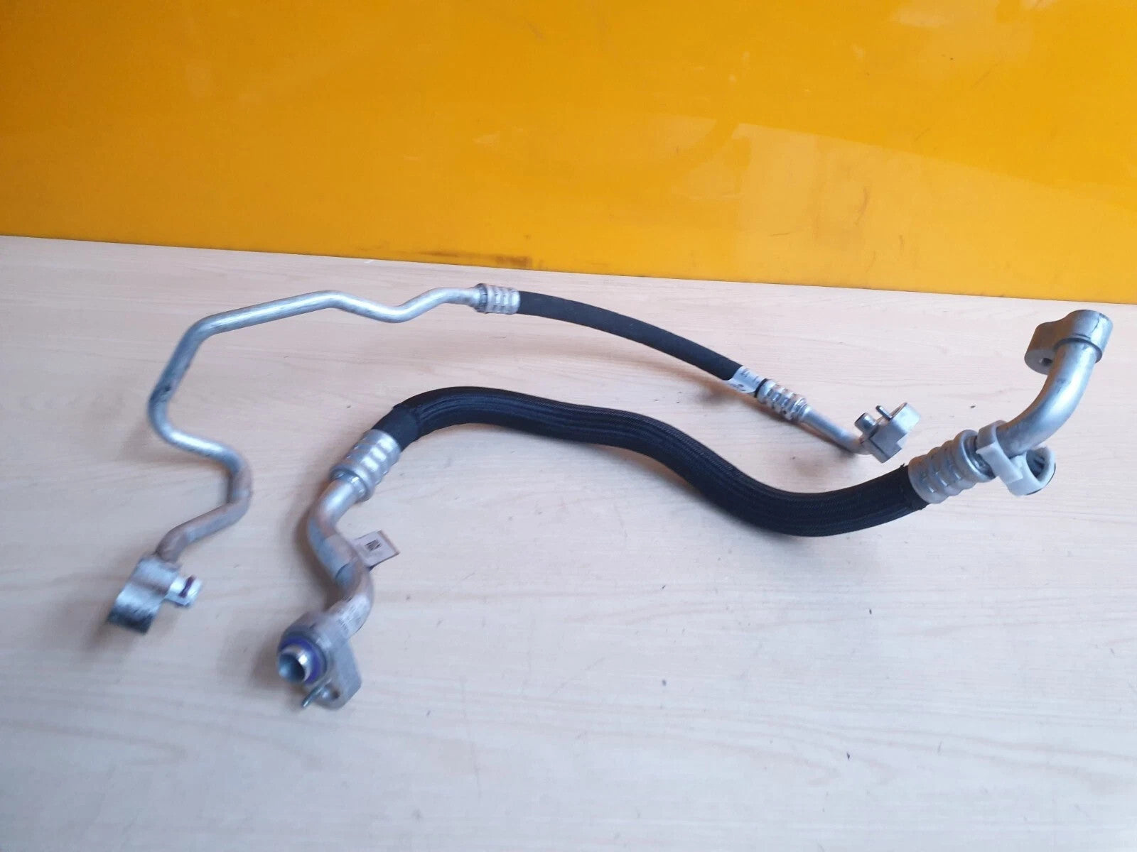 ebay-src:https://i.ebayimg.com/00/s/mtiwmfgxnjaw/z/qkkaaeswhphp8llo/$_57.jpg