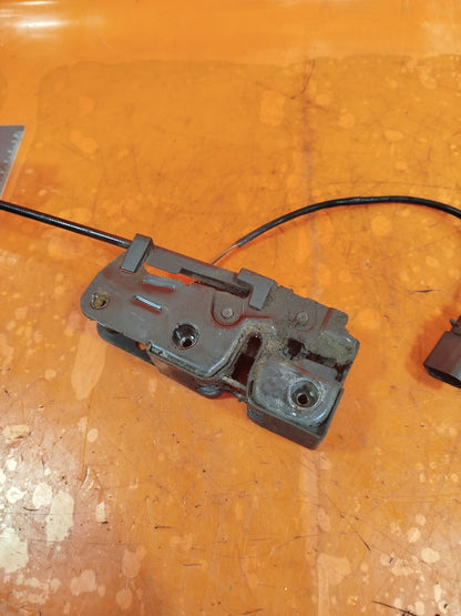 ✅2009 AUDI Q7 S LINE 3.0TDI BONNET HOOD LOCK MECHANISM 4L0823509 + WARRANTY A245 - Image 4