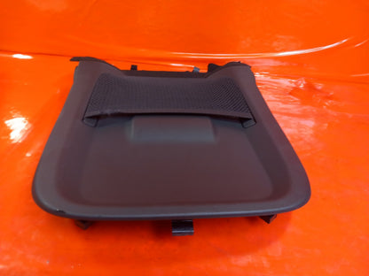 Land Rover Defender L663 3.0 Diesel 2025 Front Right Back Seat Cover L001664189 - Image 7