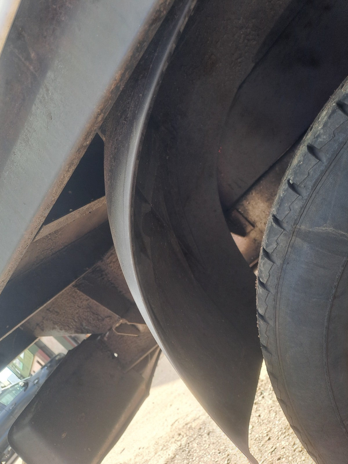 2021 VW Transporter T30 Rear Right Wheel Arch Liner Warranty A410 - Image 4