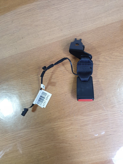 ✅2020 PEUGEOT 208 ALLURE EV REAR LEFT SEAT BELT BUCKLE 640351300C Warranty A197 - Image 6
