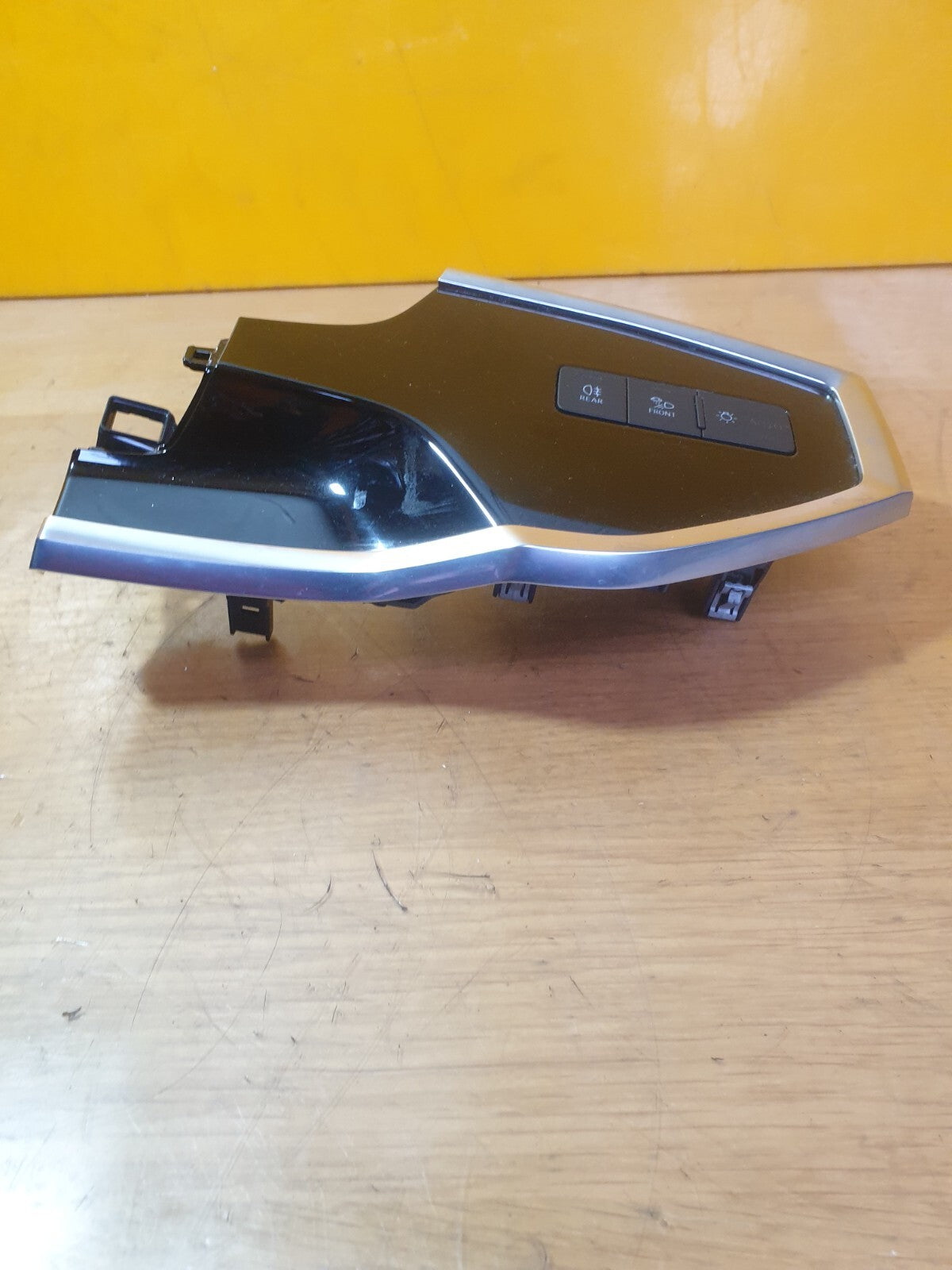 ✅2020 AUDI Q3 S LINE 1.5P HEADLIGHT CONTROL SWITCH WITH SURROUND 83C853190A A198 - Image 5