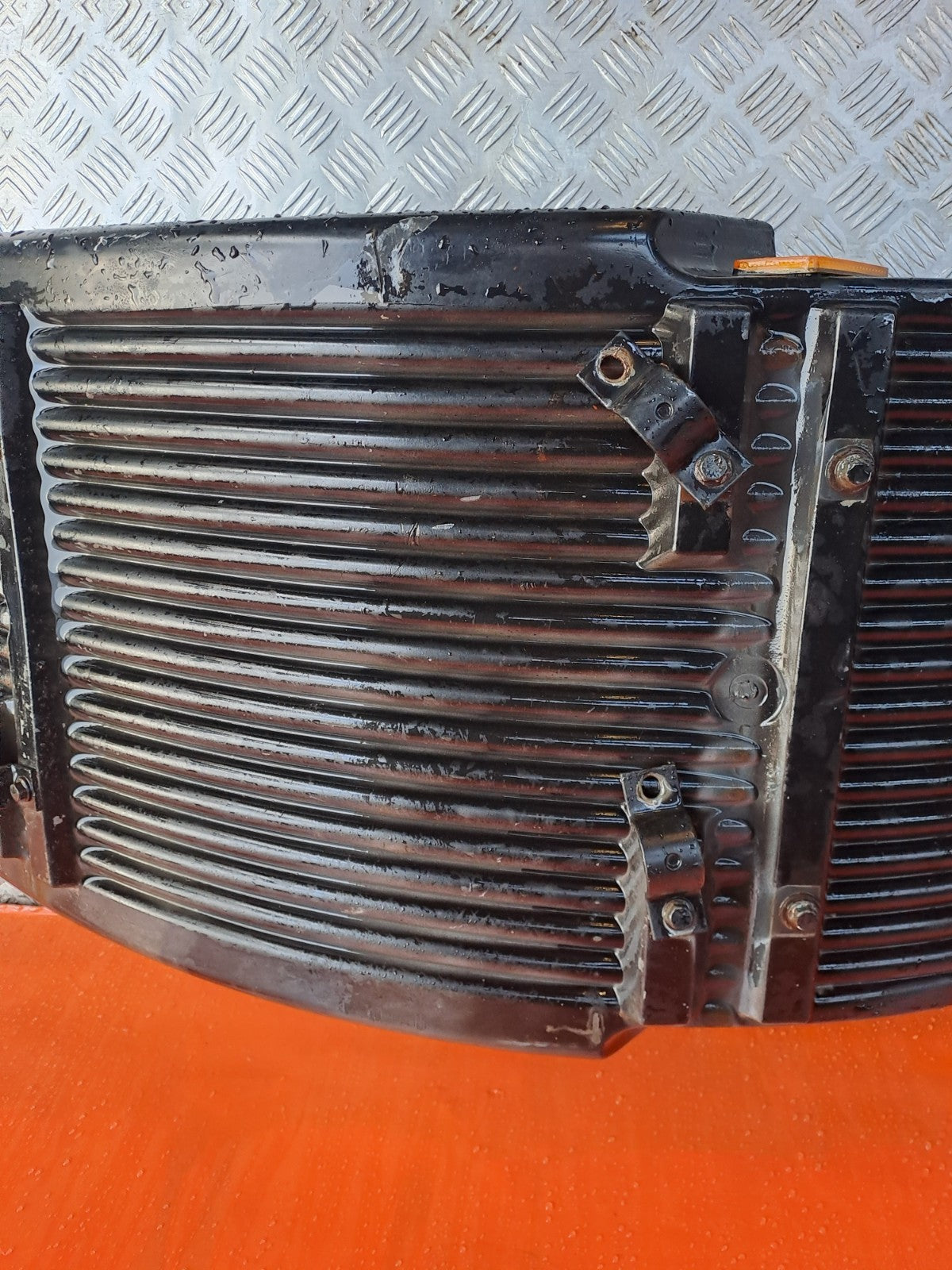 ✅2003 VOLVO FL 5.5 DIESEL FRONT LEFT MUDGUARD 1072191 + WARRANTY A324 - Image 5