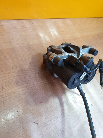 2023 BMW 1 Series F40 Rear Left Brake Caliper 1543679 Warranty A151 - Image 3