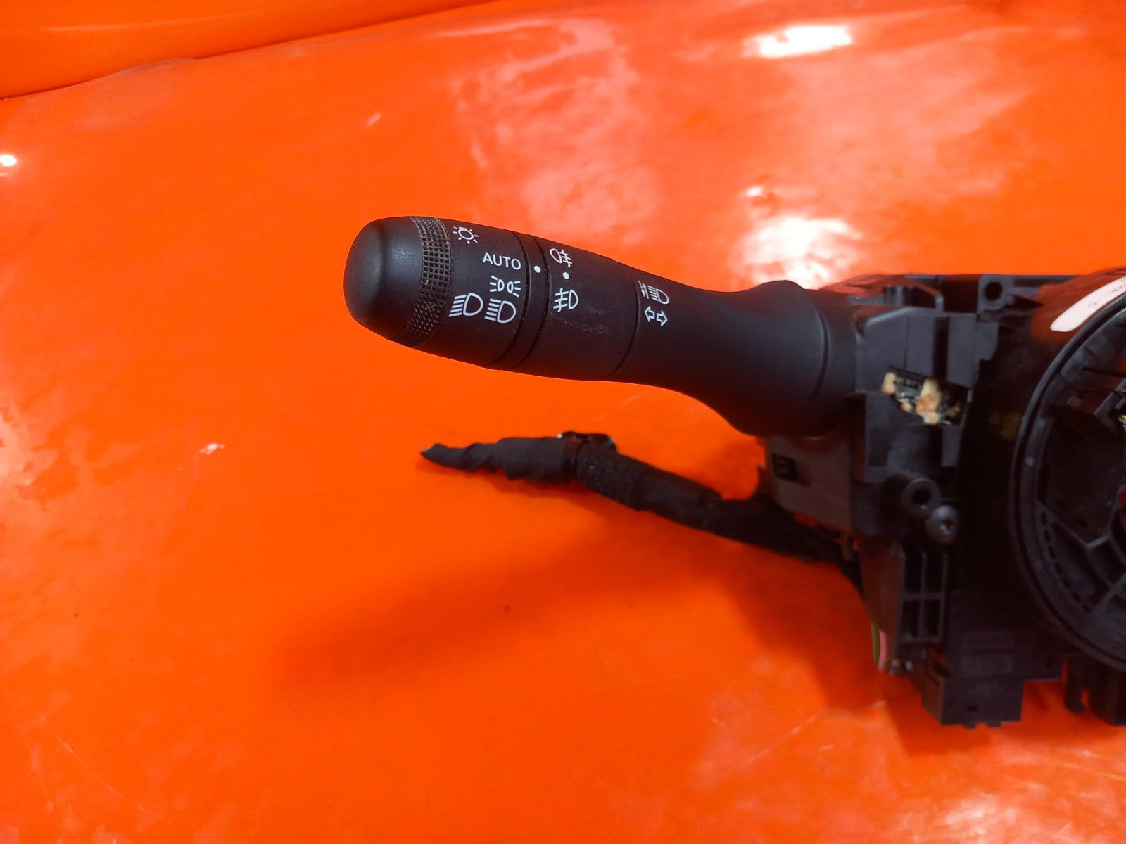 2024 Dacia Jogger Indicator Wiper Stalk Squib 255670975R Warranty A391 - Image 2