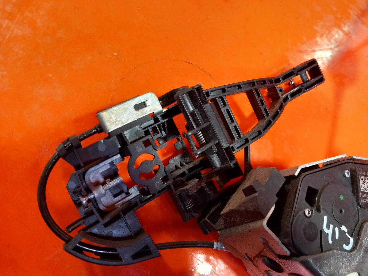 ebay-src:https://i.ebayimg.com/00/s/mtiwmfgxnjaw/z/kysaaeswsnxqzj1q/$_57.jpg