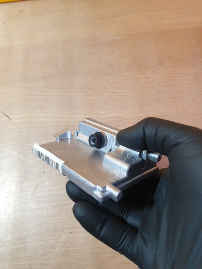 ebay-src:https://i.ebayimg.com/00/s/mtywmfgxmjaw/z/wviaaoswyedmxjlp/$_57.jpg
