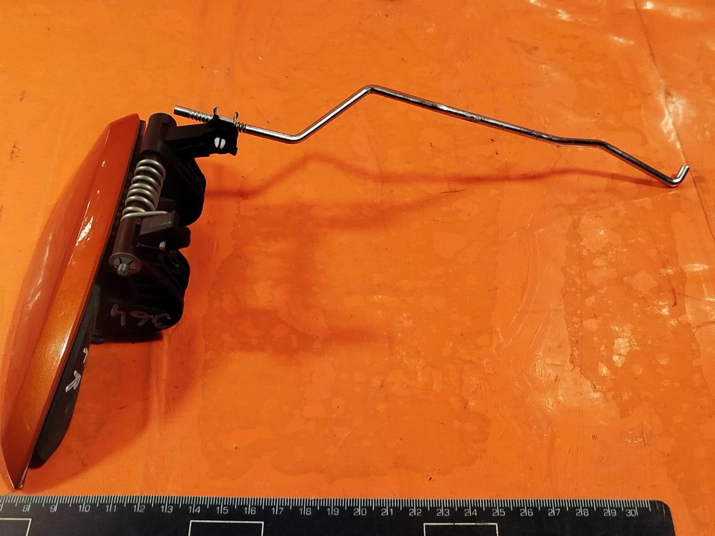 ✅2024 DACIA DUSTER JOURNEY FRONT RIGHT EXTERIOR DOOR HANDLE ORANGE WARRANTY A364 - Image 4