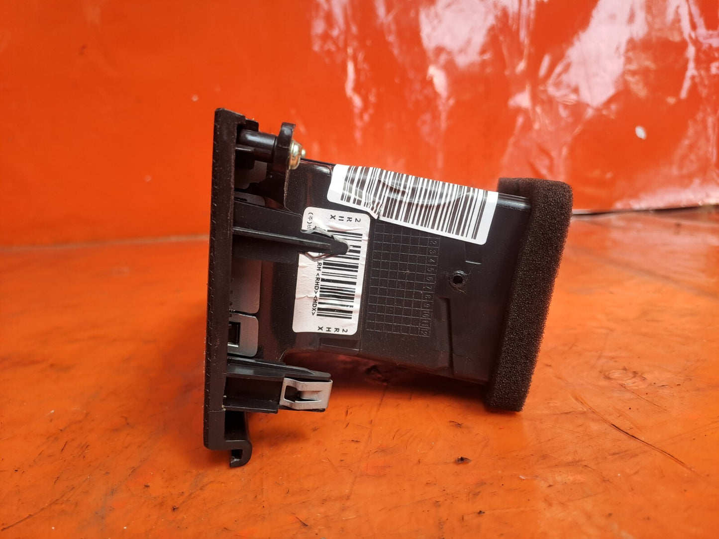 ebay-src:https://i.ebayimg.com/00/s/mtiwmfgxnjaw/z/sp0aaoswmcpoke7w/$_57.jpg