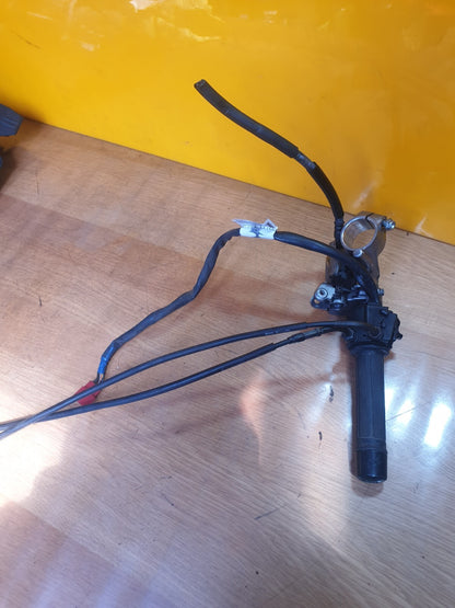 ✅1995 HONDA VFR750 PETROL RIGHT HANDLE BAR + WARRANTY A182 - Image 4