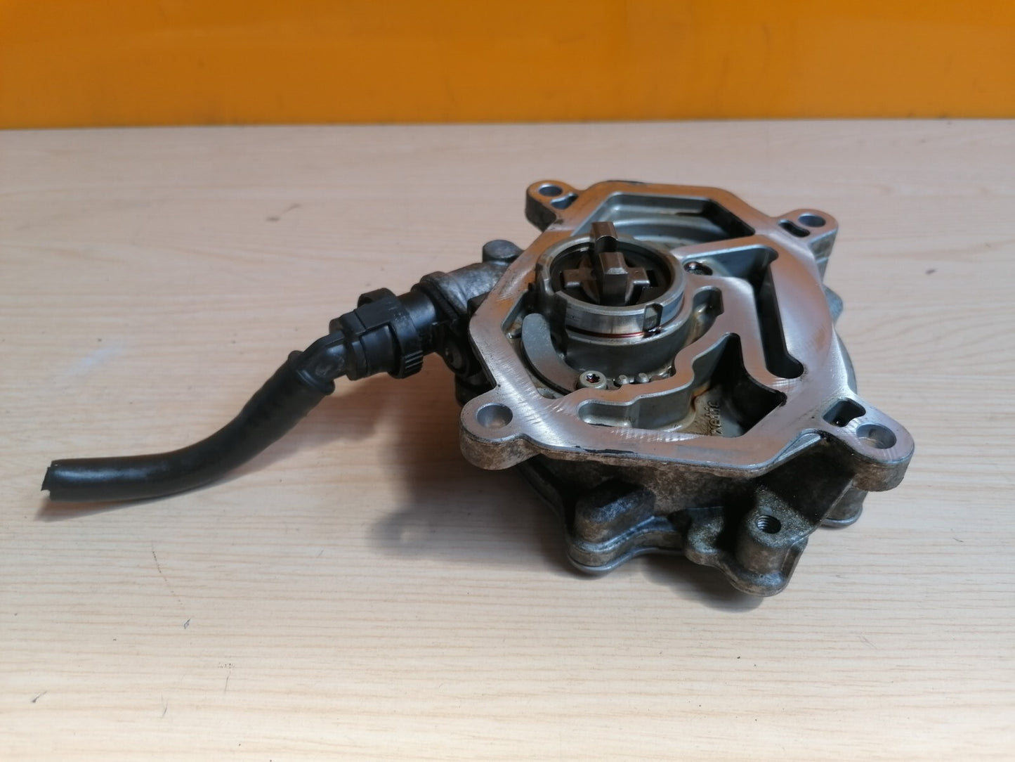 ebay-src:https://i.ebayimg.com/00/s/mtiwmfgxnjaw/z/by8aaoswenlkzzkh/$_57.jpg