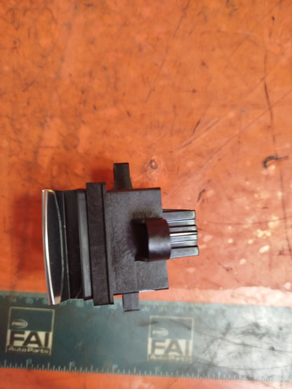✅Ford Focus Active X 1.0 Petrol 2021 HANDBRAKE SWITCH JX7T-2B623-AA Warranty - Image 5