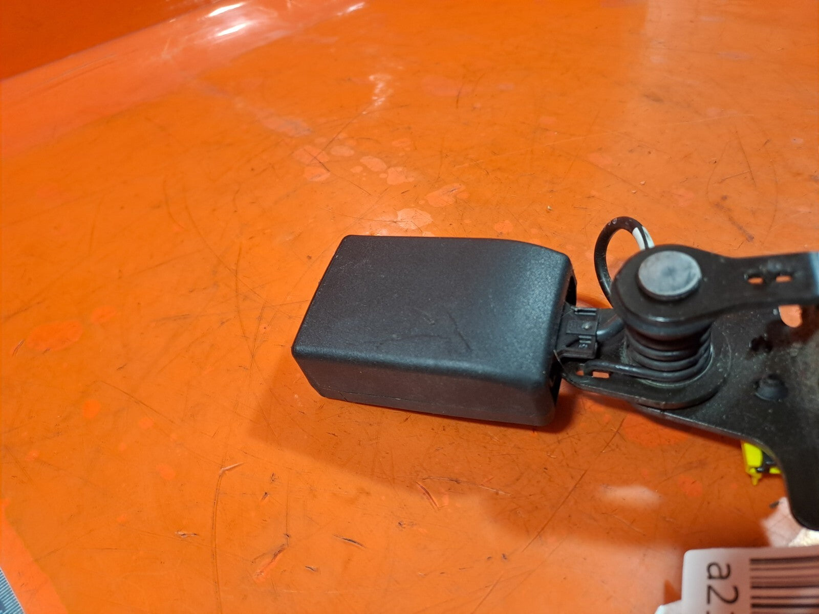 ✅MERCEDES W176 A180 1.6 PETROL 2012 REAR LEFT SEAT BELT BUCKLE A1768600369 A213 - Image 3