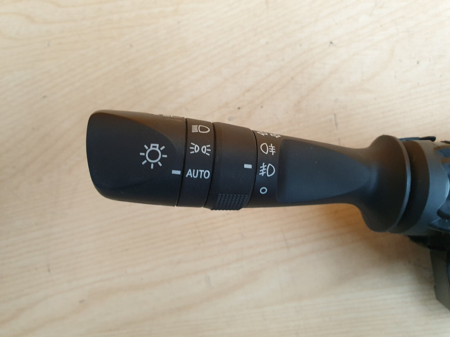2020 TOYOTA C-HR 1.8 HYBRID INDICATOR STALK WIPER SWITCH Warranty A016 - Image 2