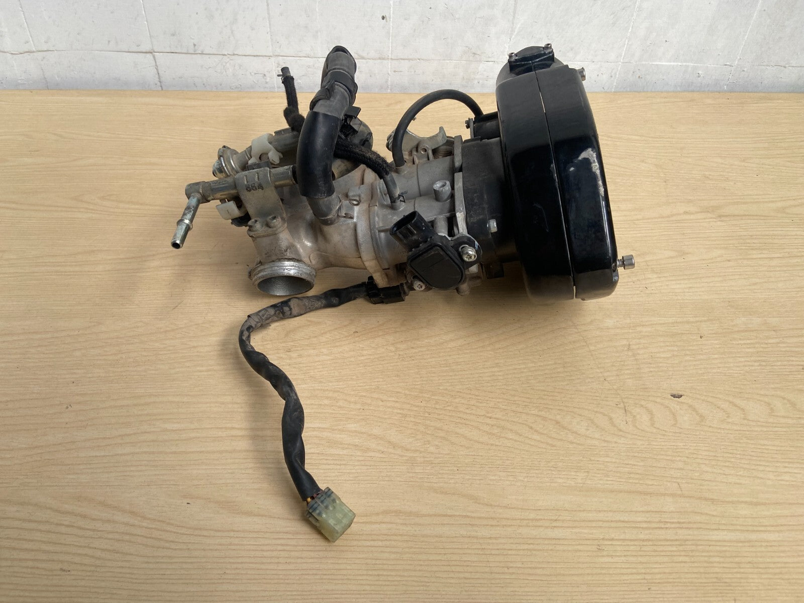 ebay-src:https://i.ebayimg.com/00/s/mtiwmfgxnjaw/z/qbcaaoswt4xknbnm/$_57.jpg
