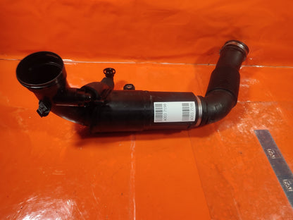 ✅BMW X1 F48 2.0 PETROL 2018 AIR DUCT HOSE PIPE 7619268 Warranty A303 - Image 9