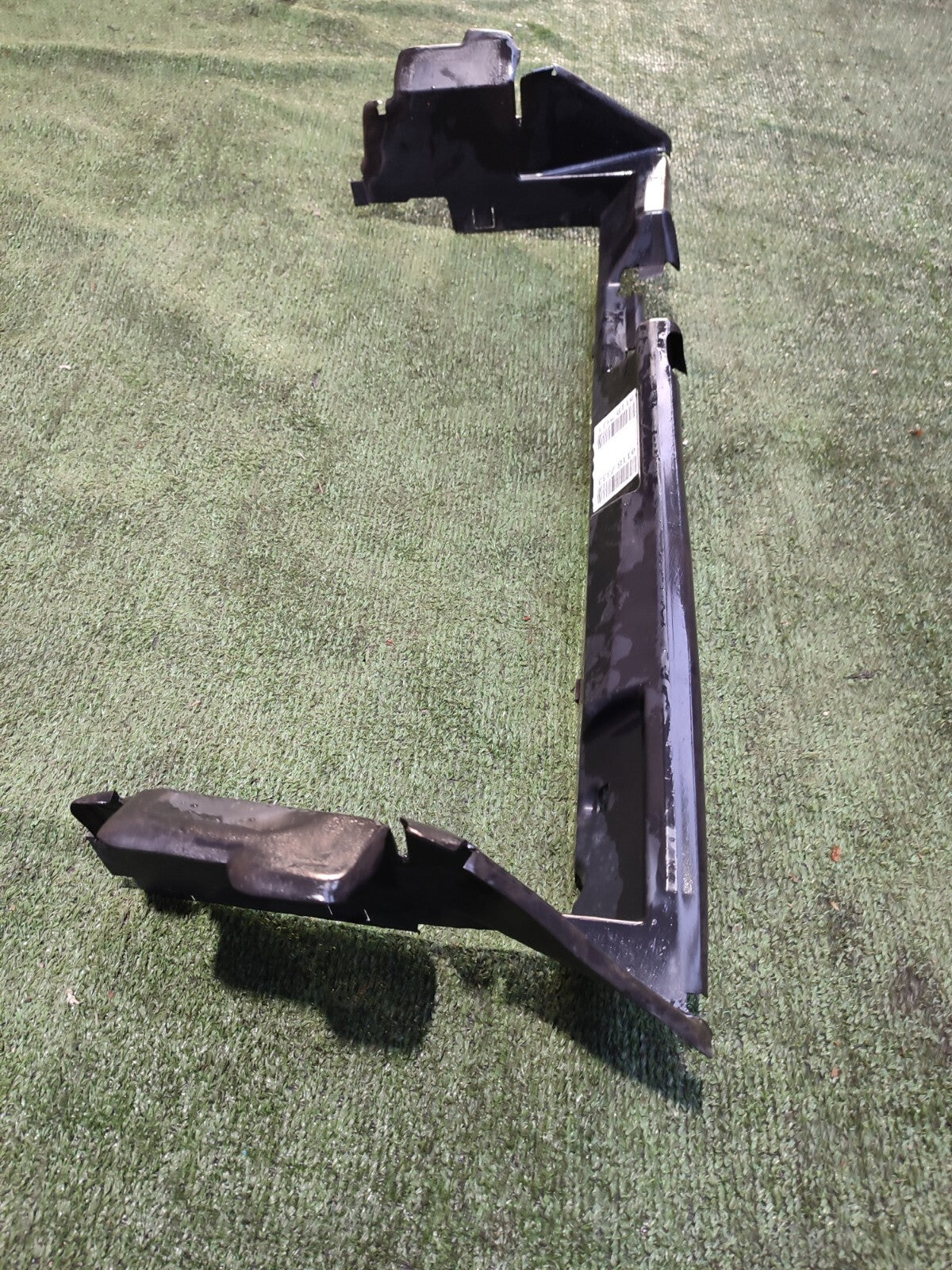 ✅LAND ROVER DISCOVERY SPORT L550 2.0 DIESEL 2016 FRONT UPPER AIR DUCT COVER A118 - Image 2