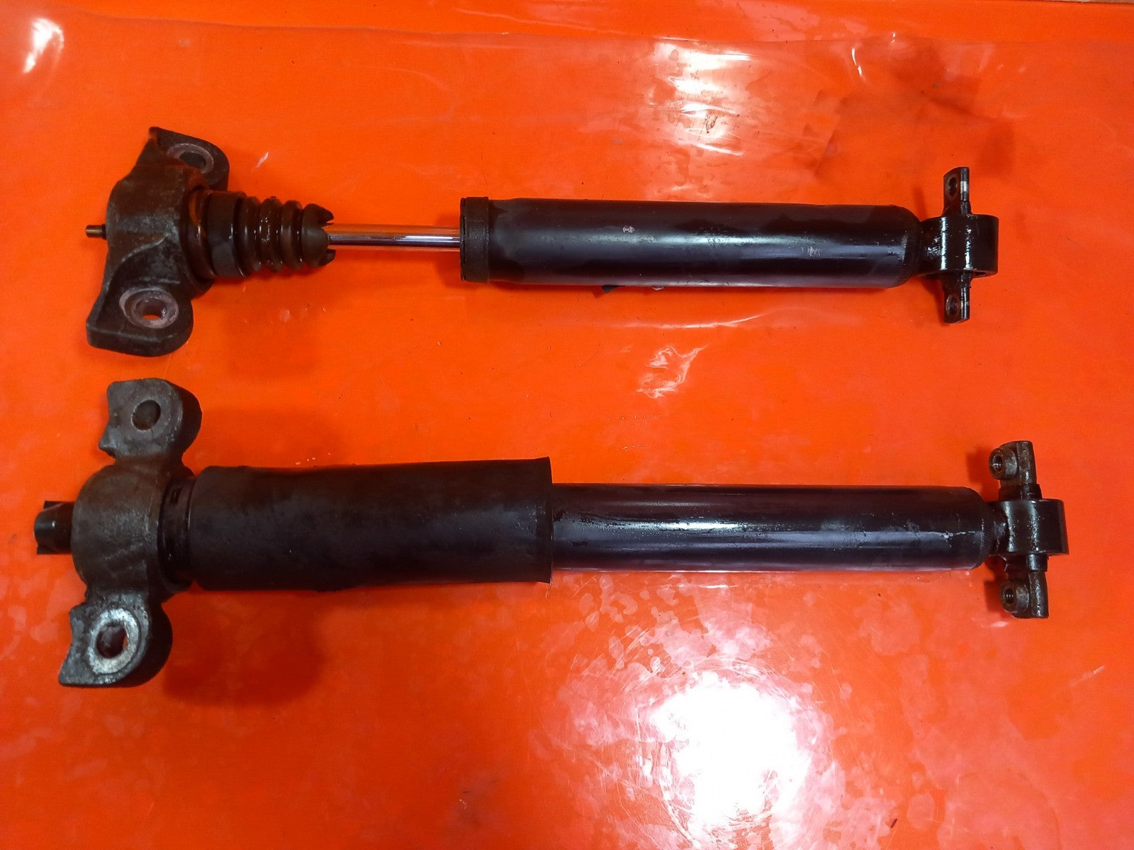 Ford Galaxy Zetec 2.0 Diesel 2019 Rear Shock Absorbers Pair F1GC18080DEA A345 - Image 12