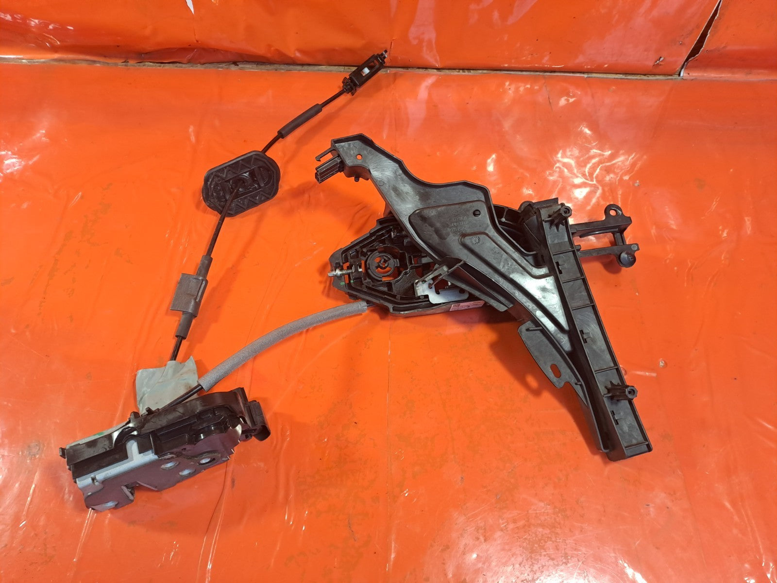 ✅2019 Ford Focus MK4 ST-Line Rear Left Door Lock JX7B-A264A27-BBE +Warranty A354 - Image 8