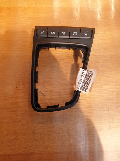 ✅2023 HYUNDAI I20 ULTIMATE GEARSTICK SURROUND TRIM 84651-Q0900 + WARRANTY A180 - Image 3
