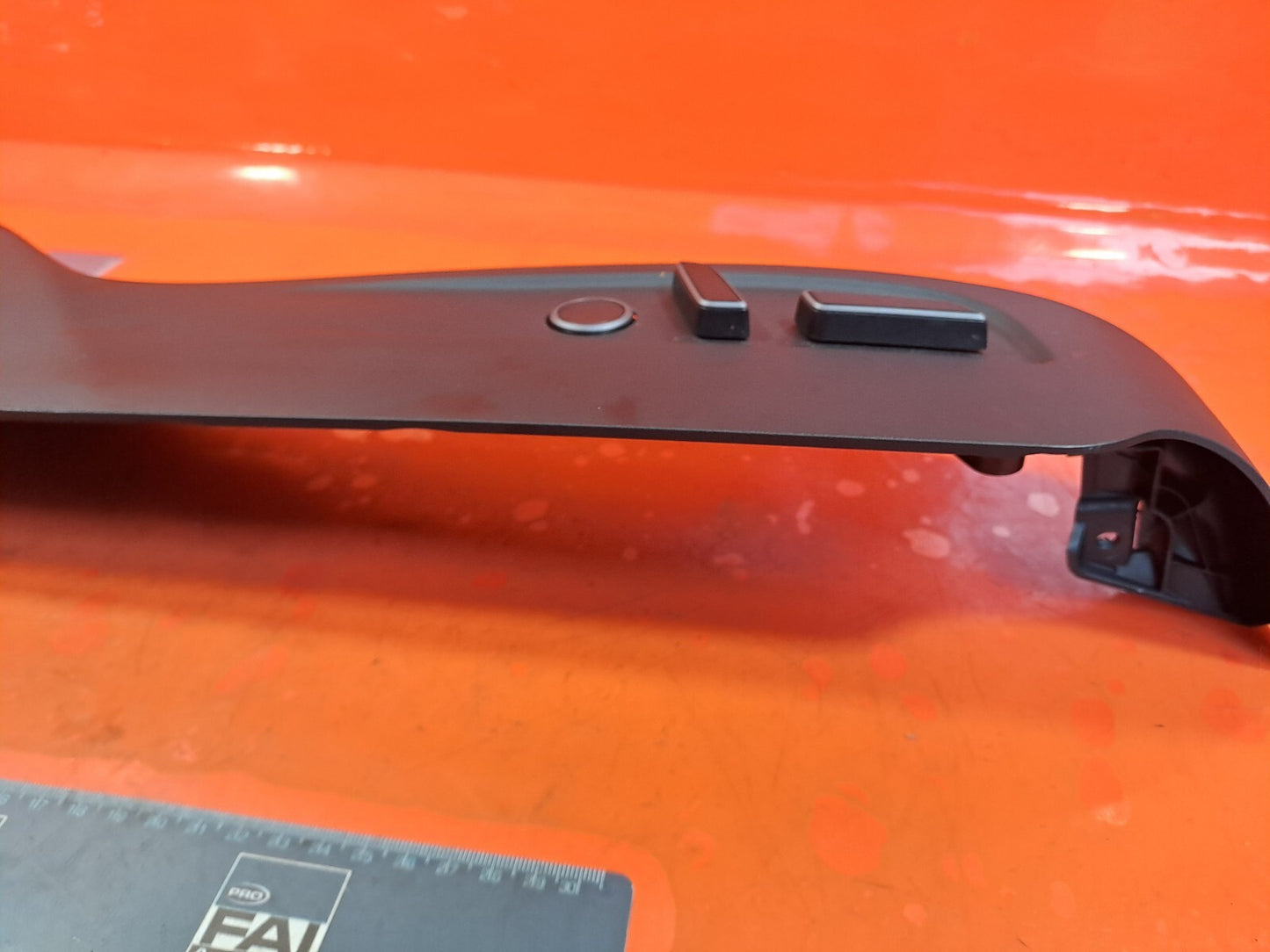 ebay-src:https://i.ebayimg.com/00/s/mtiwmfgxnjaw/z/kkaaaoswtojno35k/$_57.jpg