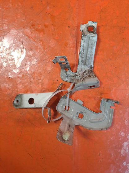 ✅BMW F33 420D M SPORT 2.0 DIESEL 2015 FRONT LEFT WING BRACKETS 7255821 Warranty - Image 2