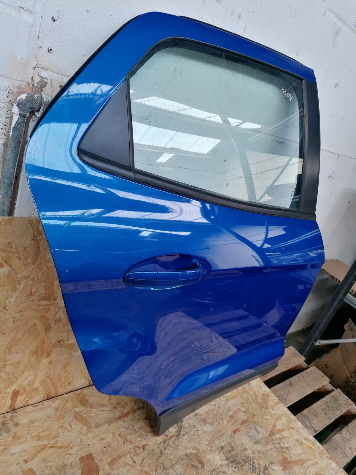 2015 FORD ECOSPORT 1.0 PETROL REAR RIGHT DRIVER SIDE DOOR BLUE scrathes - Image 5