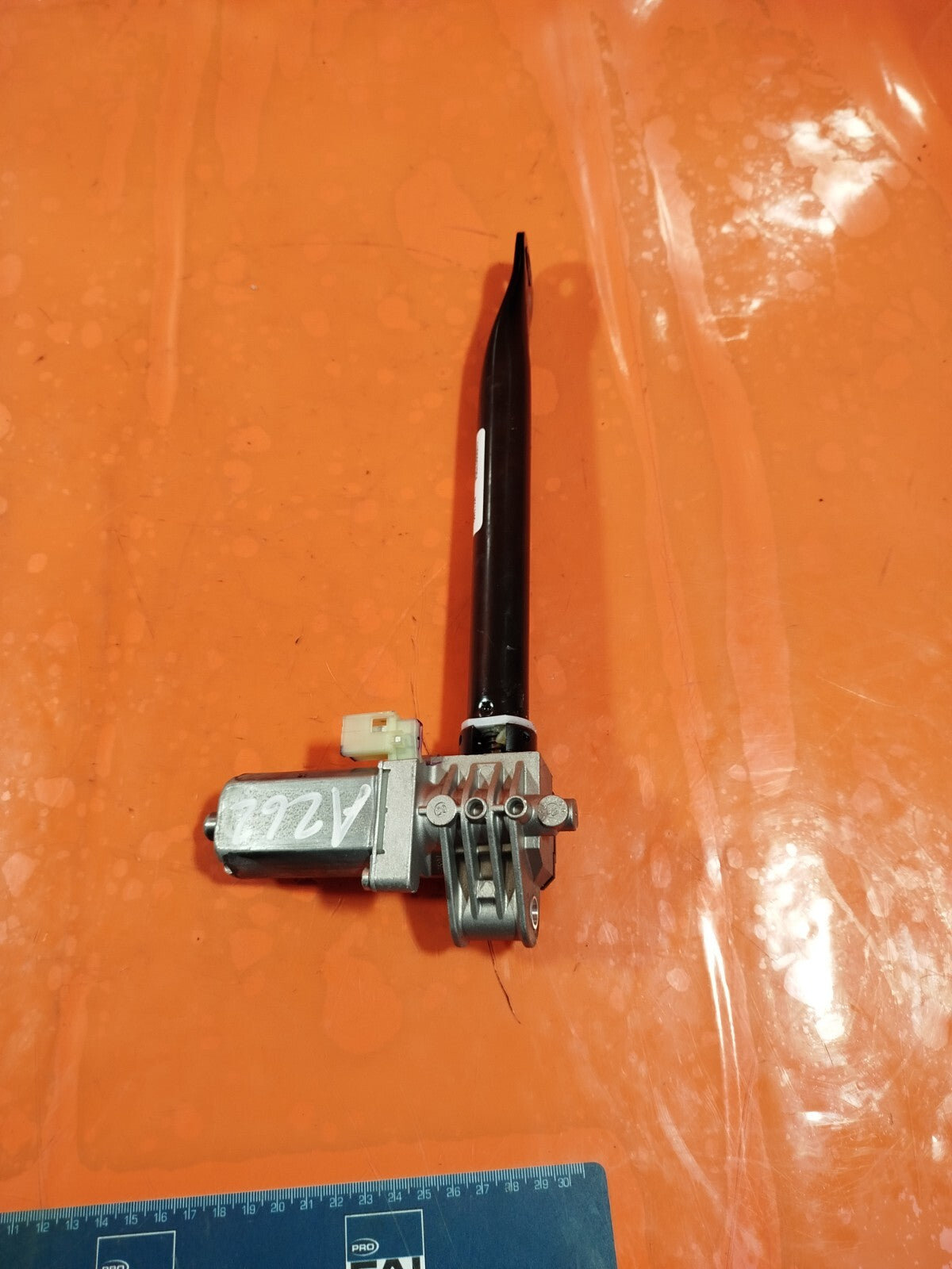 ✅TESLA MODEL 3 LONG RANGE 2020 FRONT LEFT SEAT MOTOR 1105907-00-A 1104003-00-B - Image 2